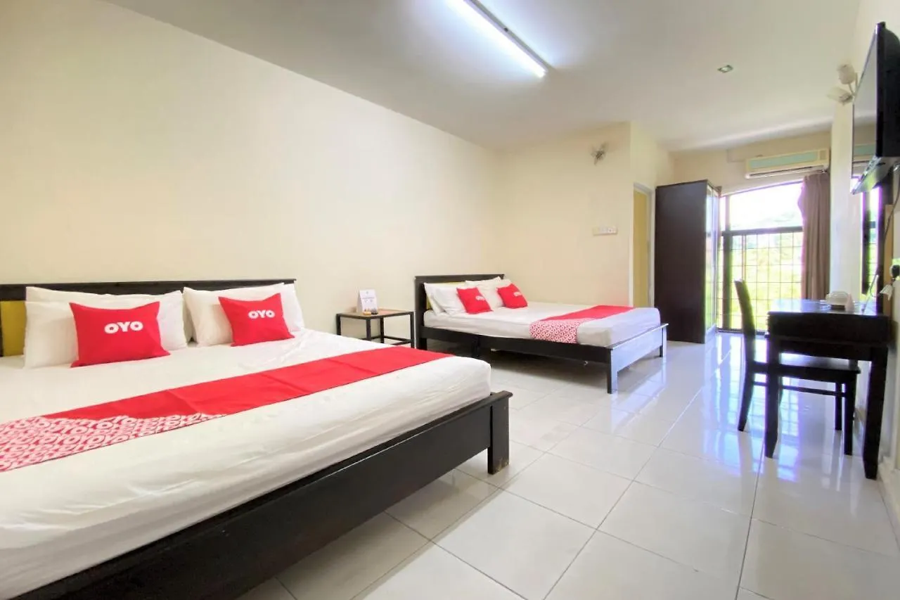 Oyo 90159 Zahaar Hotel Batu Ferringhi