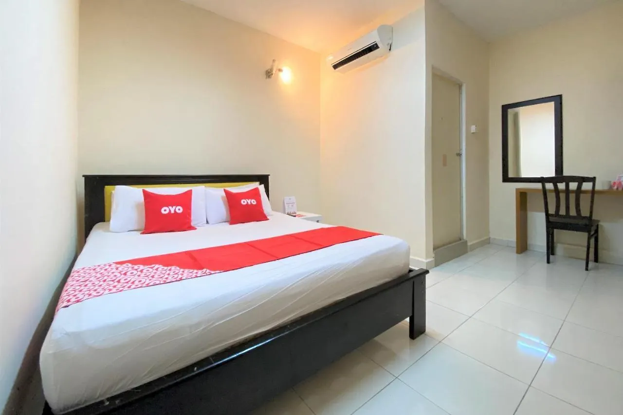 Oyo 90159 Zahaar Hotel Batu Ferringhi