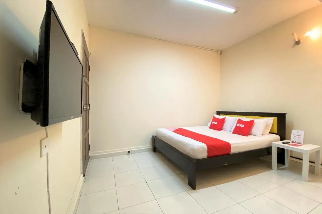 Oyo 90159 Zahaar Hotel Batu Ferringhi