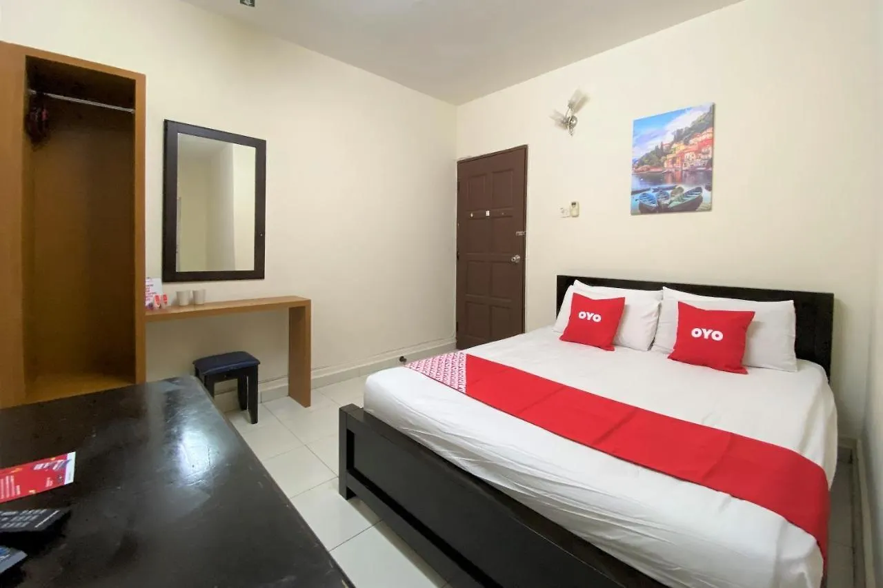 Oyo 90159 Zahaar Hotel Batu Ferringhi