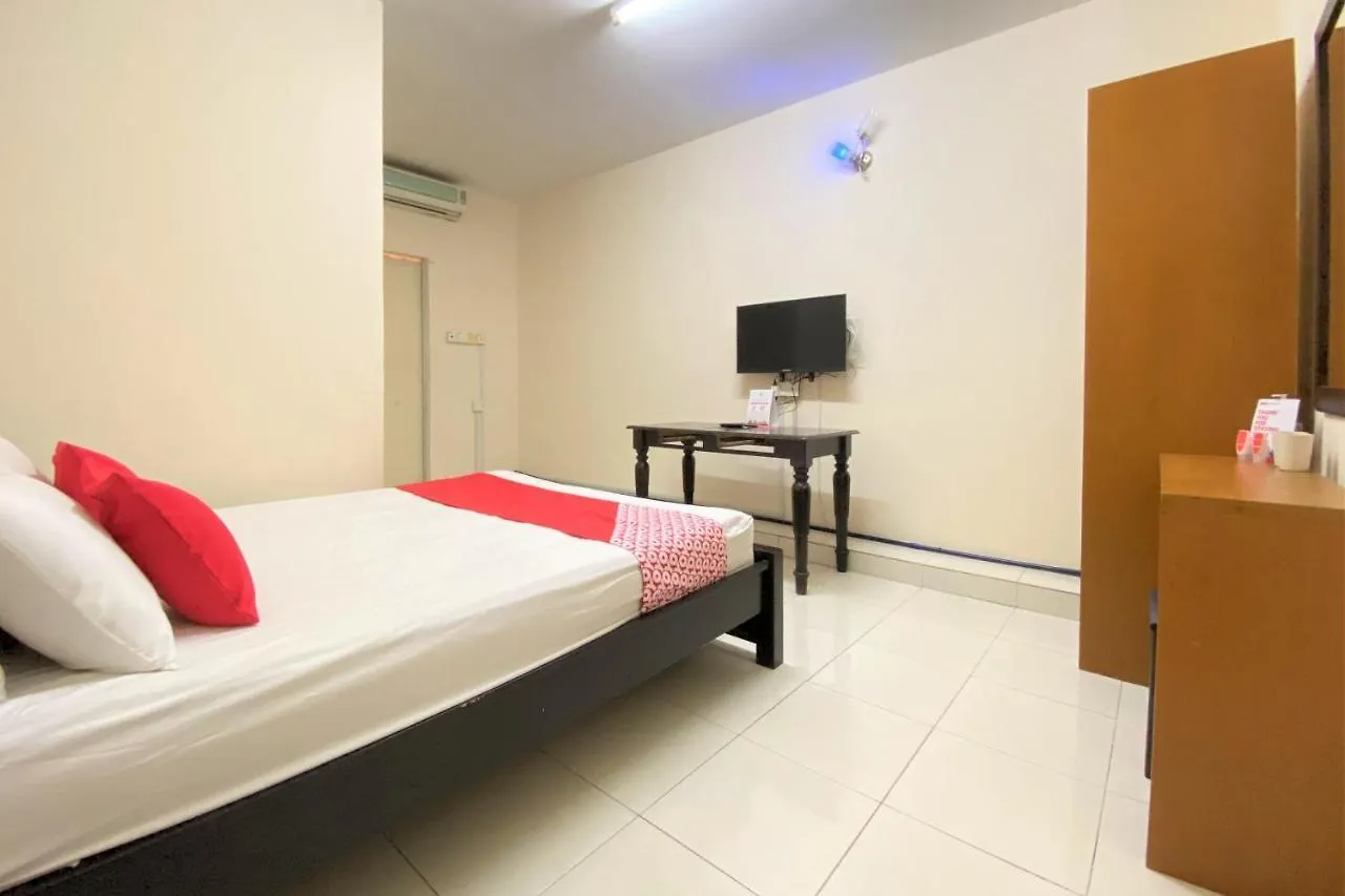 Oyo 90159 Zahaar Hotel Batu Ferringhi