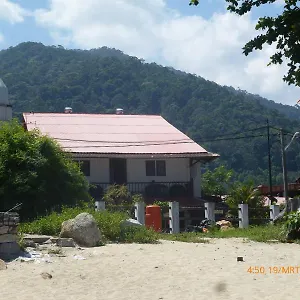 Shalini's ** Batu Ferringhi